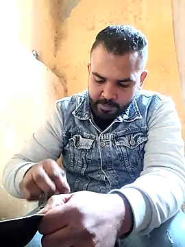 Snapshot of ListedLoin chatting on February 2025 02:38:02 PM ListedLoin online show from February 2025 02:38:02 PM