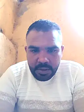 Snapshot of ListedLoin chatting on February 2025 09:10:01 AM ListedLoin online show from February 2025 09:10:01 AM