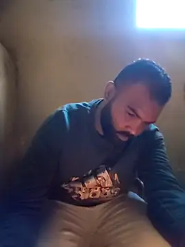 ListedLoin online show from November 2025 02:52:02 PM