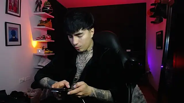 jung dragon online show from October 2025 04:37:01 AM