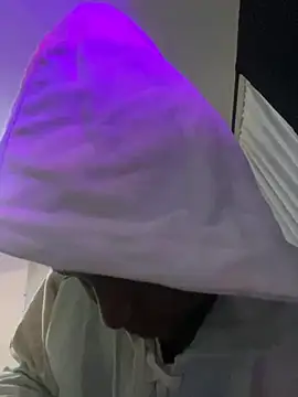 Snapshot of prettymelanin chatting on November 2025 06:30:01 PM prettymelanin online show from November 2025 06:30:01 PM