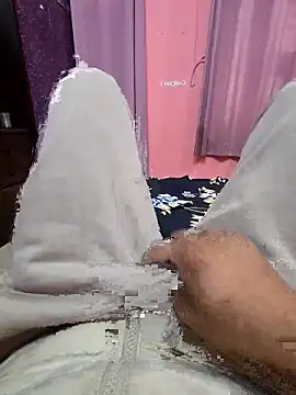 Loveboycurvy online show from February 2026 02:43:02 AM