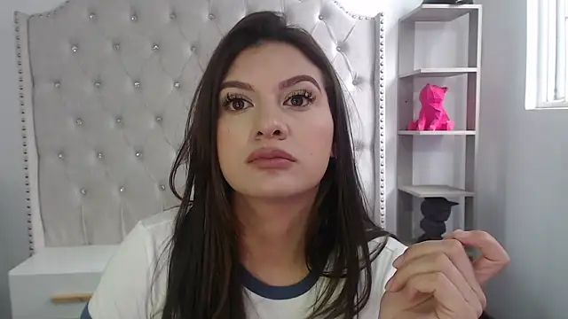 Abril Squirt online show from March 2026 08:35:02 PM