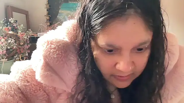 Snapshot of MelanieFawker chatting on October 2025 03:21:02 PM MelanieFawker online show from October 2025 03:21:02 PM