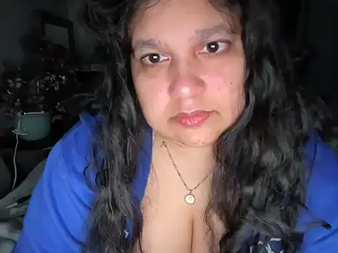 Snapshot of MelanieFawker chatting on November 2025 03:38:01 AM MelanieFawker online show from November 2025 03:38:01 AM