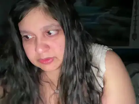 Snapshot of MelanieFawker chatting on November 2025 03:53:02 AM MelanieFawker online show from November 2025 03:53:02 AM