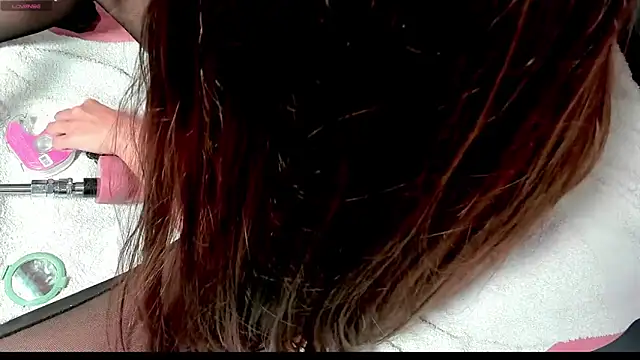 Snapshot of blondeb201 chatting on February 2025 09:19:01 PM blondeb201 online show from February 2025 09:19:01 PM