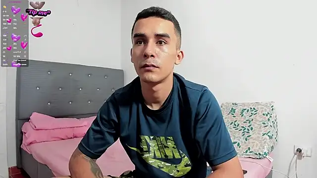 Snapshot of blondeb201 chatting on March 2025 12:16:01 AM blondeb201 online show from March 2025 12:16:01 AM