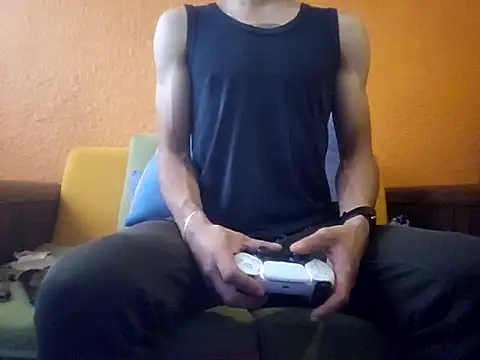Snapshot of Angel_Coronel chatting on February 2025 11:41:01 PM Angel Coronel online show from February 2025 11:41:01 PM