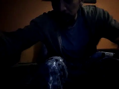 Snapshot of Angel_Coronel chatting on February 2025 02:38:01 AM Angel Coronel online show from February 2025 02:38:01 AM