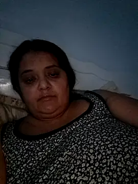 sarahhh1987 online show from November 2025 02:28:01 PM