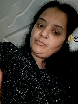 Snapshot of sarahhh1987 chatting on December 2025 05:40:02 PM sarahhh1987 online show from December 2025 05:40:02 PM