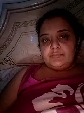 Snapshot of sarahhh1987 chatting on January 2026 08:11:02 PM sarahhh1987 online show from January 2026 08:11:02 PM