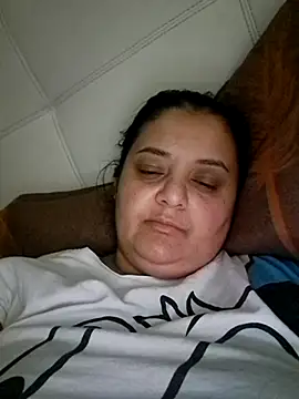 Snapshot of sarahhh1987 chatting on January 2026 08:43:02 PM sarahhh1987 online show from January 2026 08:43:02 PM