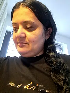 Snapshot of sarahhh1987 chatting on January 2026 10:20:01 AM sarahhh1987 online show from January 2026 10:20:01 AM