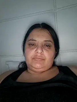 Snapshot of sarahhh1987 chatting on February 2026 03:20:01 PM sarahhh1987 online show from February 2026 03:20:01 PM