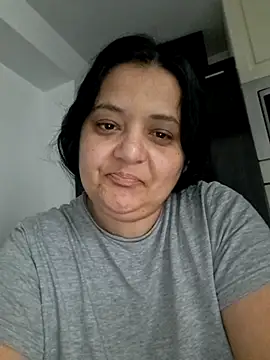 Snapshot of sarahhh1987 chatting on March 2026 08:49:01 AM sarahhh1987 online show from March 2026 08:49:01 AM