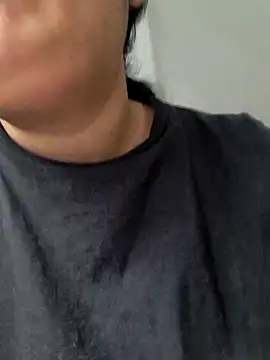 Snapshot of sarahhh1987 chatting on March 2026 07:36:01 AM sarahhh1987 online show from March 2026 07:36:01 AM