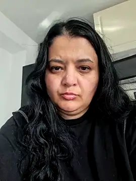 Snapshot of sarahhh1987 chatting on March 2026 07:23:02 AM sarahhh1987 online show from March 2026 07:23:02 AM