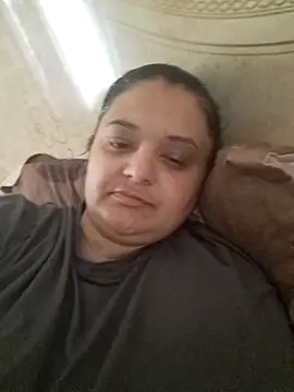 Snapshot of sarahhh1987 chatting on March 2026 05:29:01 AM sarahhh1987 online show from March 2026 05:29:01 AM