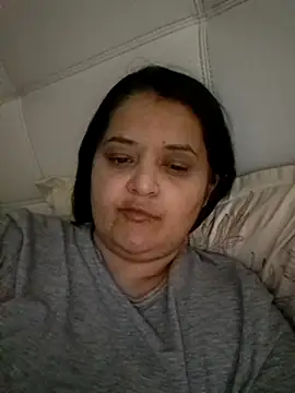 Snapshot of sarahhh1987 chatting on March 2026 05:24:02 PM sarahhh1987 online show from March 2026 05:24:02 PM