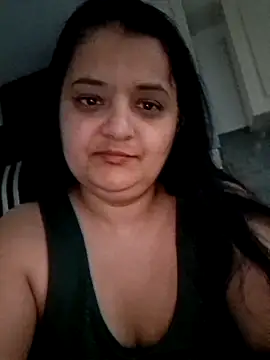 Snapshot of sarahhh1987 chatting on April 2026 05:52:01 AM sarahhh1987 online show from April 2026 05:52:01 AM