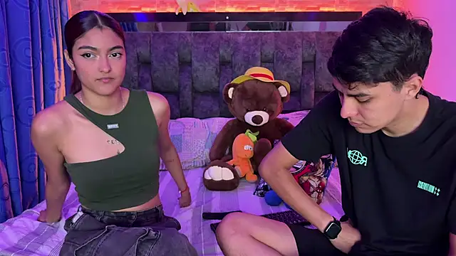 Juva    online show from October 2025 10:32:02 PM