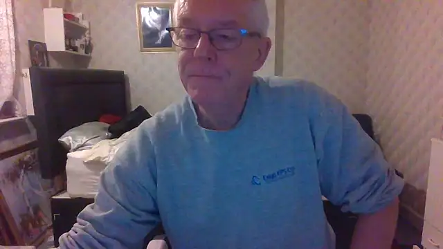 Snapshot of shaun63m chatting on January 2026 01:53:02 AM shaun63m online show from January 2026 01:53:02 AM