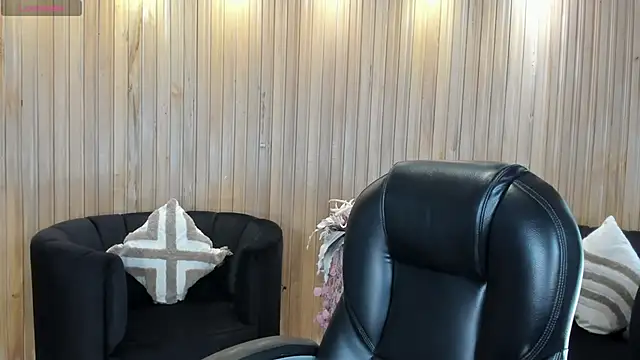 HannaConnor  online show from December 2025 08:26:02 PM