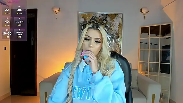 HannaConnor  online show from February 2026 04:41:02 AM