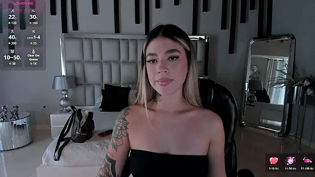 ViolettHansson online show from February 2026 07:09:01 PM