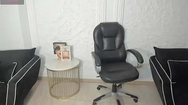 ViolettHansson online show from March 2026 09:13:01 AM