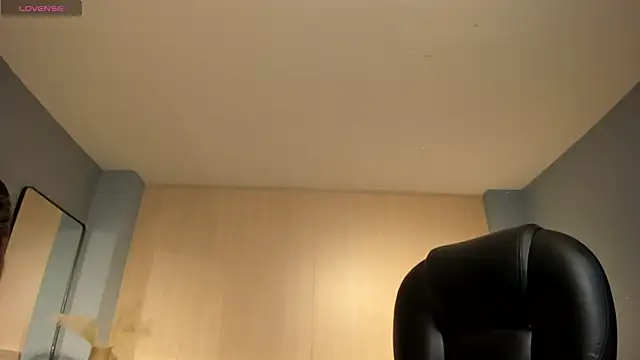 AliceHarper  online show from January 2026 04:00:01 PM