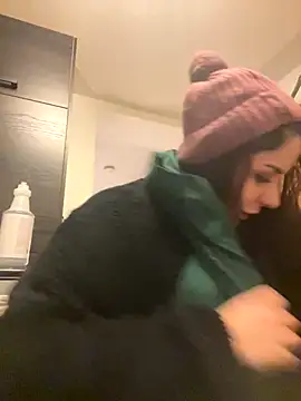 holyeroticss online show from December 2024 01:29:01 AM