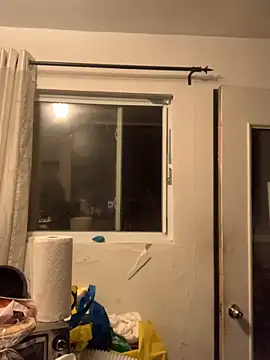 holyeroticss online show from November 2025 02:06:02 AM