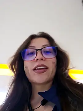 mmmVirginia online show from November 2025 06:51:02 PM