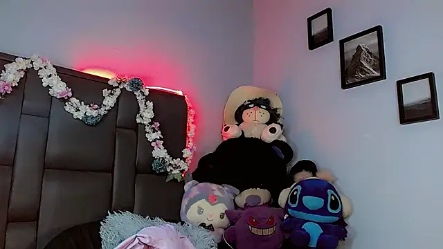 Snapshot of Marian_LV chatting on September 2025 07:57:01 AM Marian LV online show from September 2025 07:57:01 AM