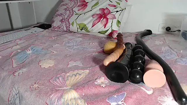 Snapshot of ruby07 chatting on November 2025 08:00:01 PM ruby07 online show from November 2025 08:00:01 PM