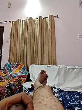 roadtucker123 online show from February 2025 04:31:01 PM