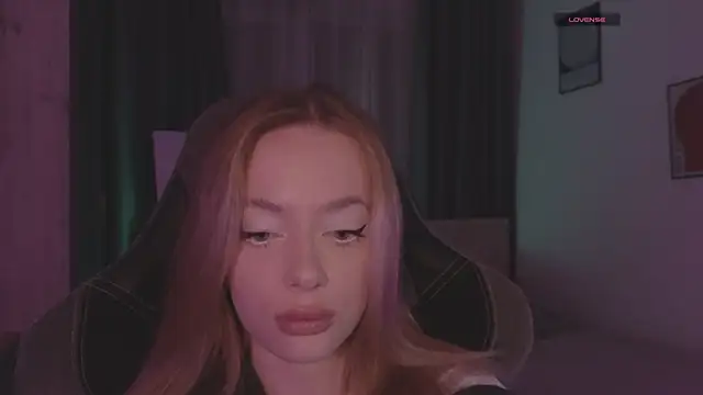 Snapshot of _MayShy_ chatting on September 2025 06:52:02 PM  MayShy  online show from September 2025 06:52:02 PM