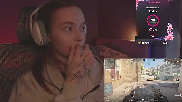 Snapshot of _MayShy_ chatting on October 2025 08:00:02 AM  MayShy  online show from October 2025 08:00:02 AM