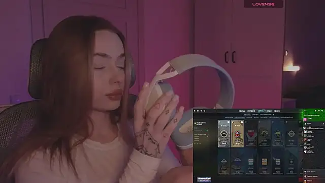 Snapshot of _MayShy_ chatting on October 2025 04:29:01 PM  MayShy  online show from October 2025 04:29:01 PM