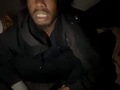 SlimeCrownzOut5 online show from November 2025 01:24:02 PM