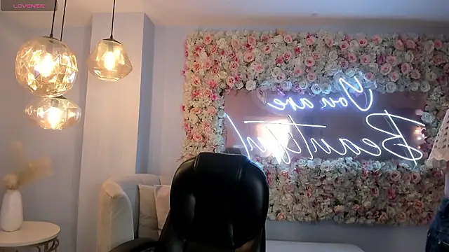 AnaisNin online show from February 2026 11:06:02 AM