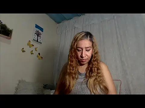 Snapshot of sharloth_x18 chatting on November 2025 01:13:01 PM sharloth x18 online show from November 2025 01:13:01 PM