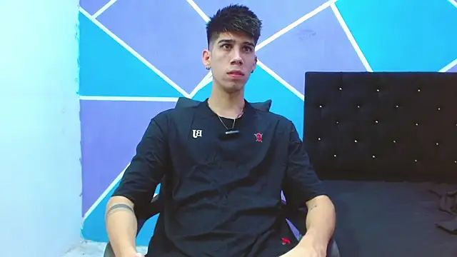 jhony-sex online show from December 2024 03:15:02 AM