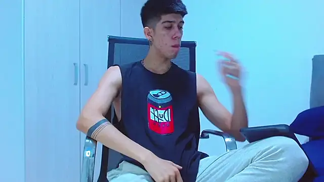 jhony-sex online show from November 2025 02:46:02 AM