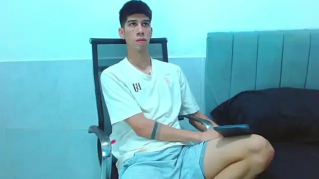 jhony-sex online show from December 2025 02:42:02 AM