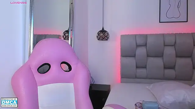 Susan-Sweet-7 online show from March 2026 08:01:01 PM