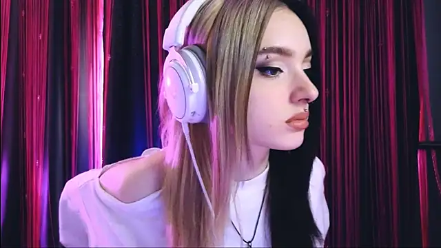 Avi Nile online show from March 2025 02:53:02 AM